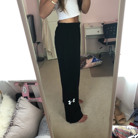 Under Armour Athletic Pants - Picture 2 of 4